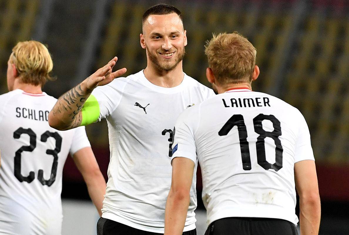 关于奥地利队凭借团结合作,击败对手赢得胜利的信息 关于奥地利队凭借团结合作,击败对手赢得胜利的信息