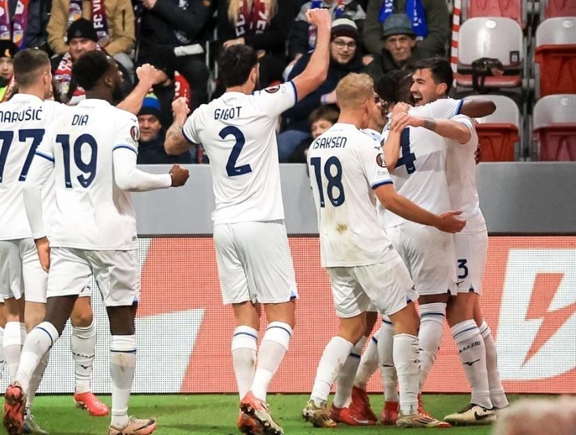 爱游戏娱乐-意甲强队联手连战连捷斩获双冠