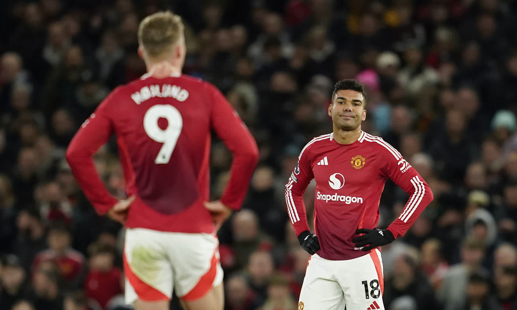 曼联主帅变阵大放权,助球队重拾胜利 曼联主帅变阵大放权,助球队重拾胜利