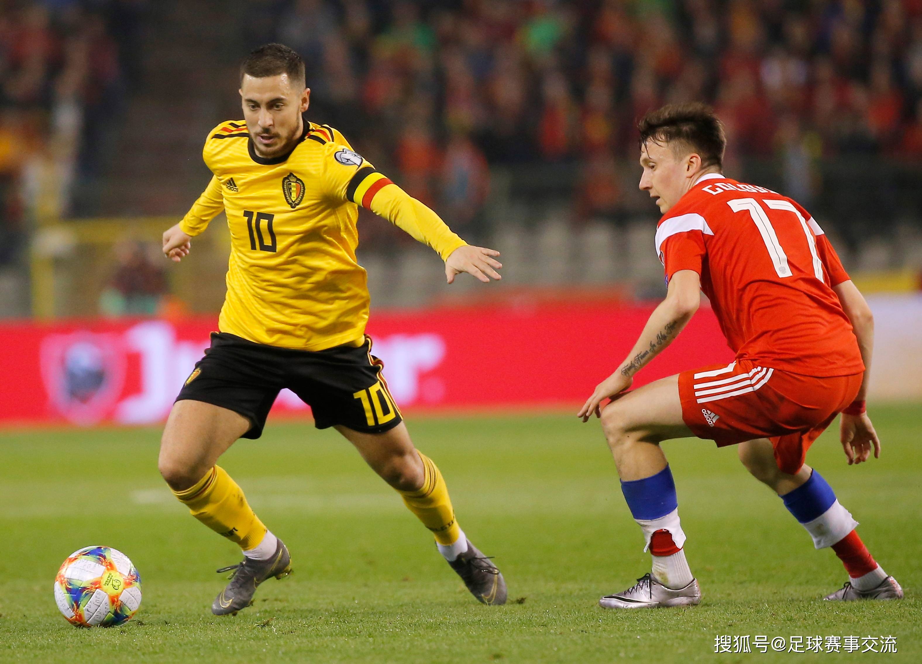 关于欧洲顶尖足球比赛浪漫开场,球队争分夺秒的信息 关于欧洲顶尖足球比赛浪漫开场,球队争分夺秒的信息