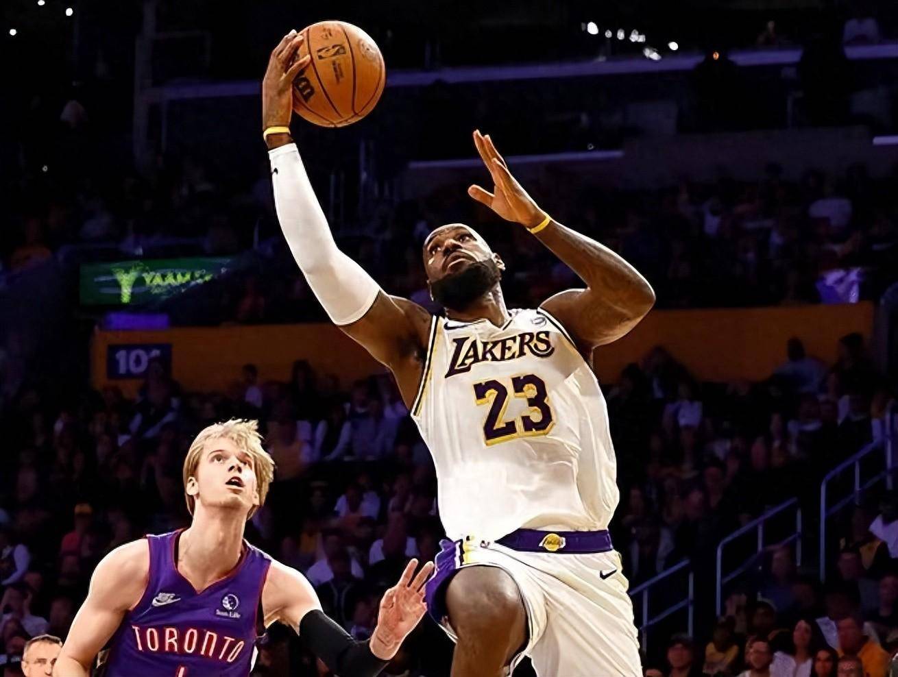 关于詹姆斯大号三双!湖人胜热火夺首胜的信息 关于詹姆斯大号三双!湖人胜热火夺首胜的信息