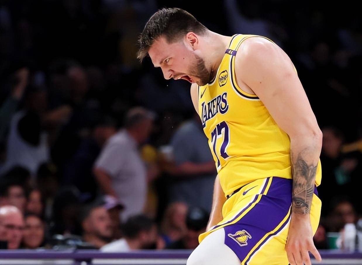 关于球队防守疲软，三分球逐渐成为软肋的信息