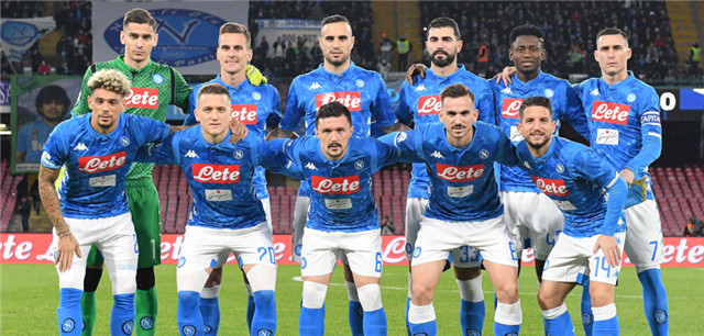 爱游戏-精湛边路传中打开胜利之门，控球甩开对手的简单介绍