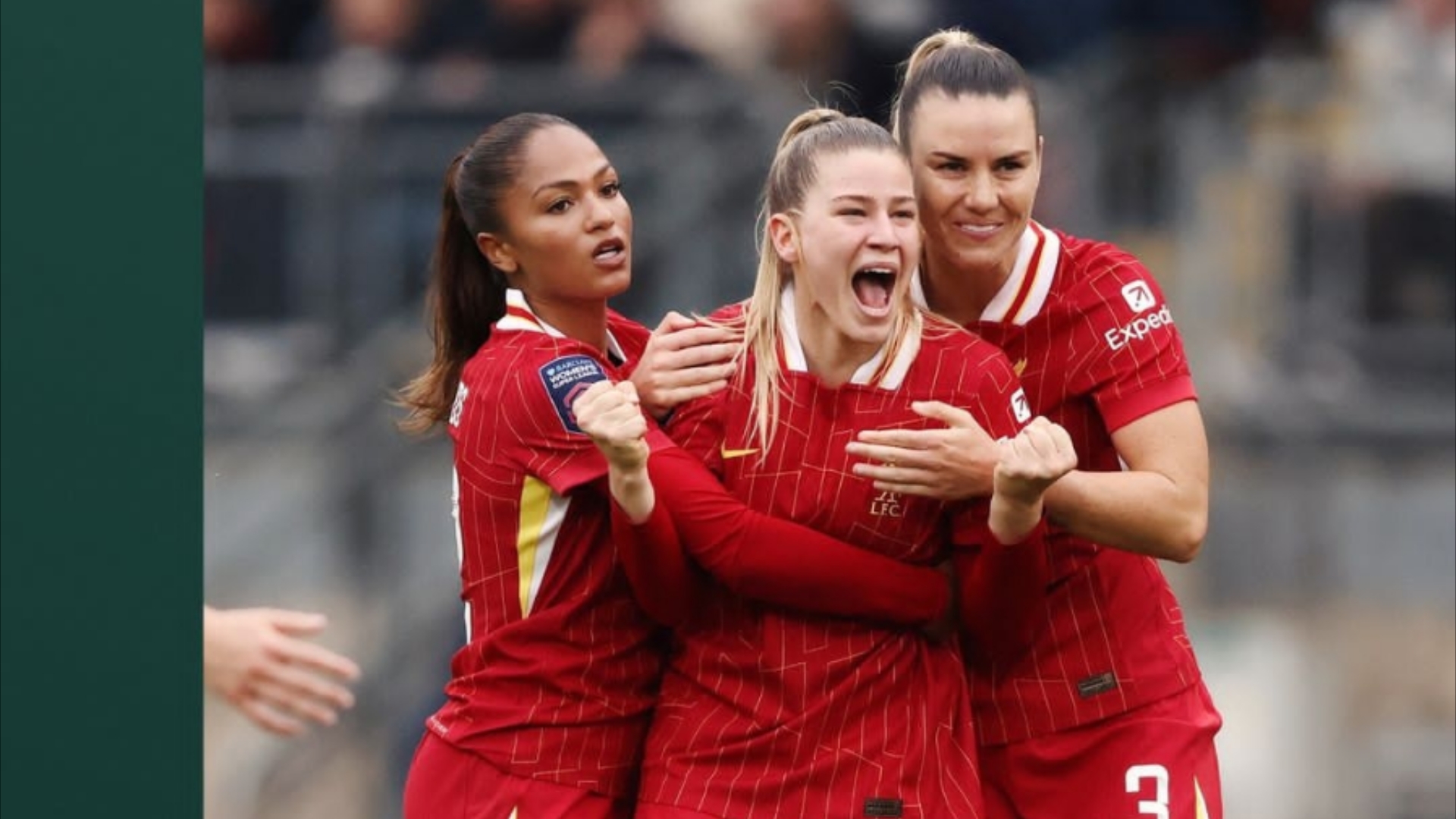 爱游戏体育-包含火爆场面：女子足球锦标赛强劲抢夺已进入白热化阶段的词条