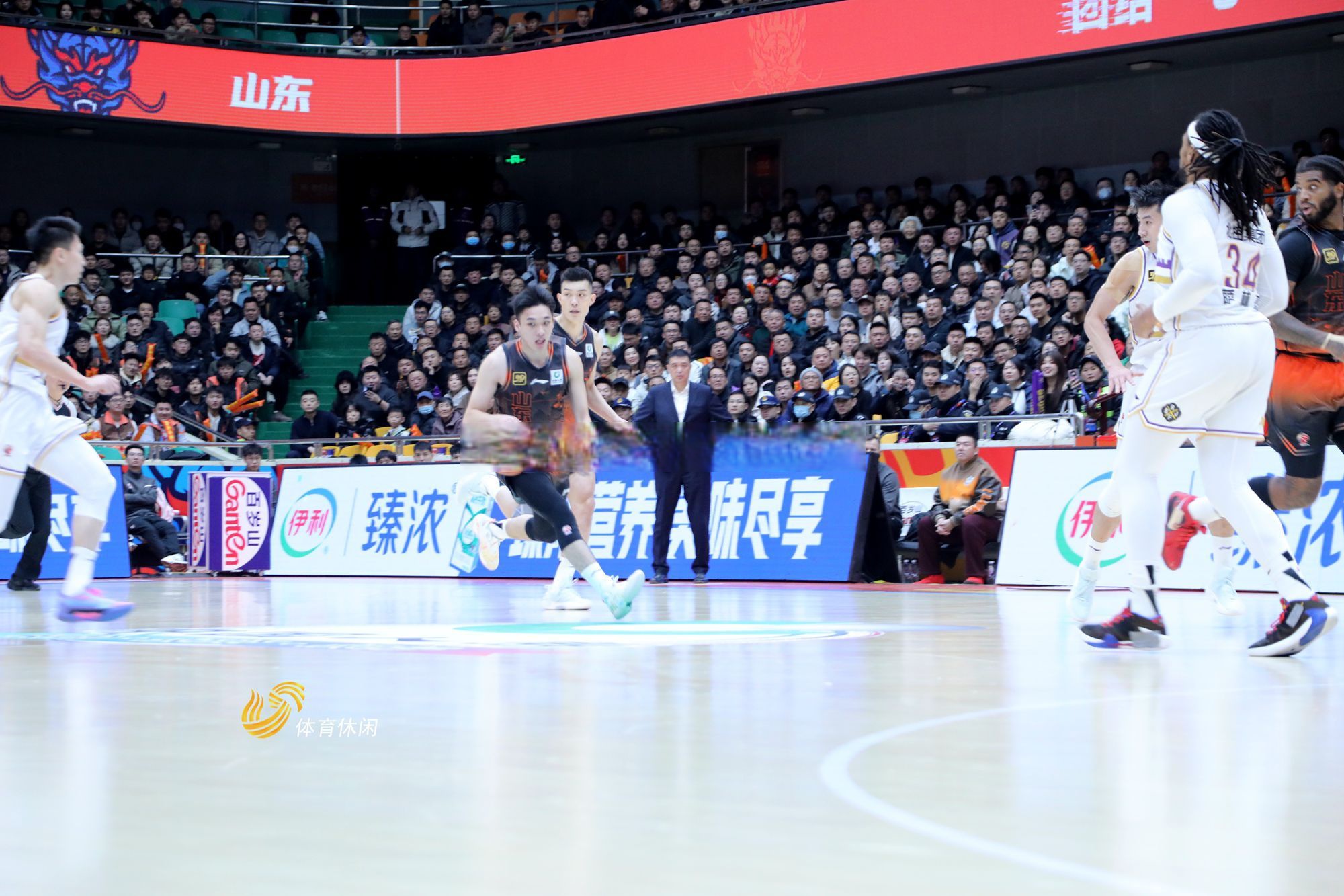 主场战胜对手,士气高涨,决赛成绩备受瞩目的简单介绍 主场战胜对手,士气高涨,决赛成绩备受瞩目的简单介绍