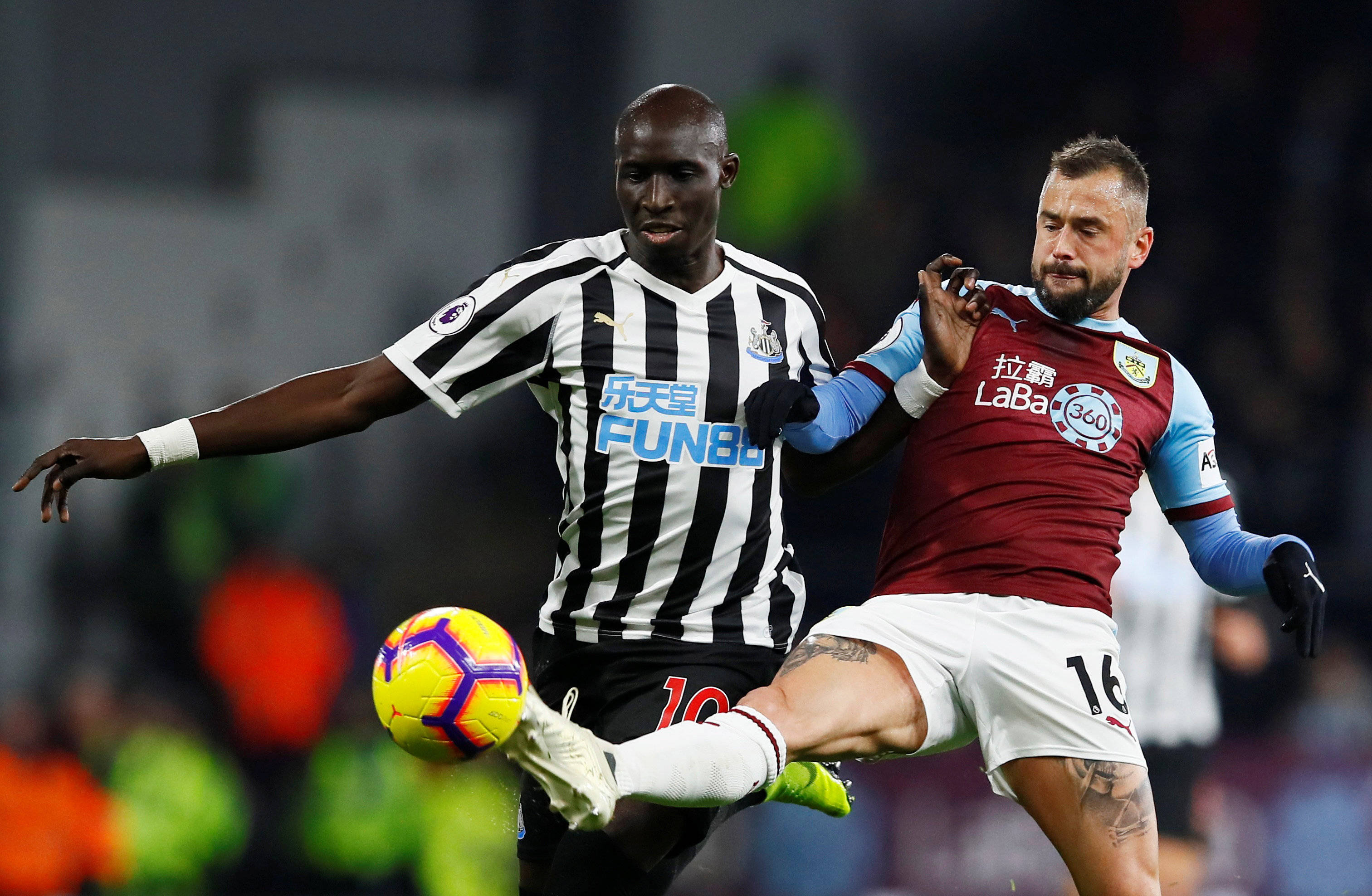 尤文图斯惊险反超切尔西，成功晋级半决赛！