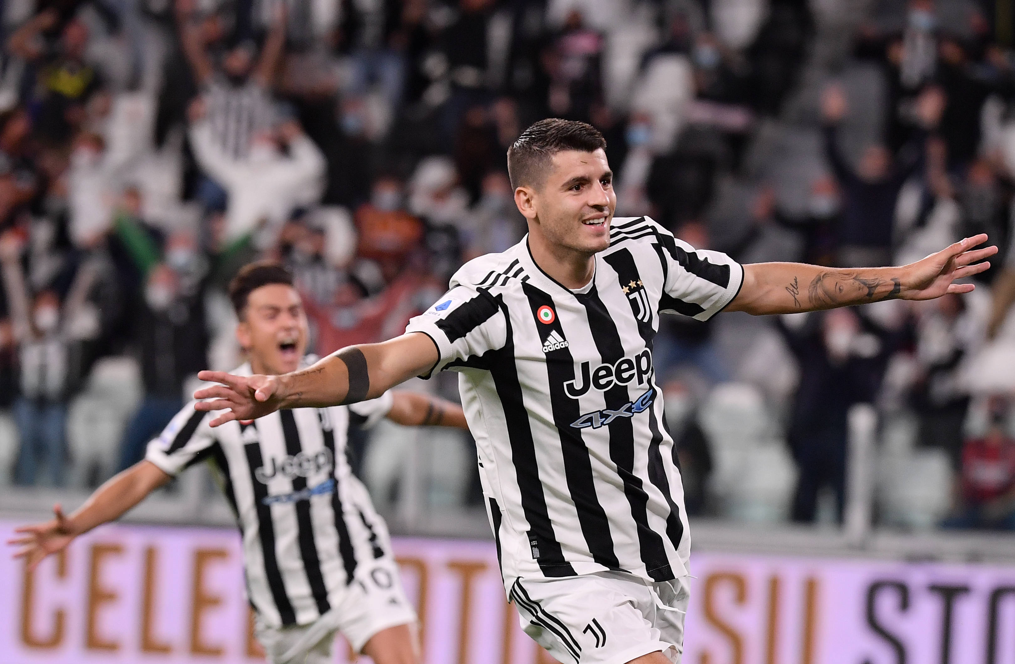 包含尤文图斯击败罗马，卫冕冠军表现不俗的词条