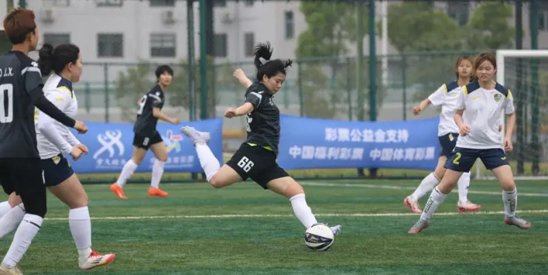 关于铿锵玫瑰！女选手们在赛场上绽放光芒的信息