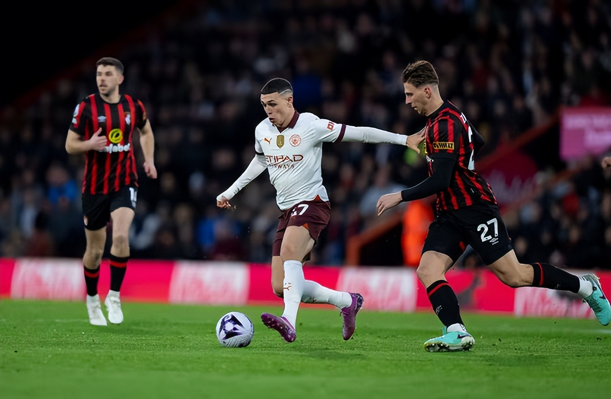 关于曼城客场大胜桑德兰,领先优势不减的信息 关于曼城客场大胜桑德兰,领先优势不减的信息