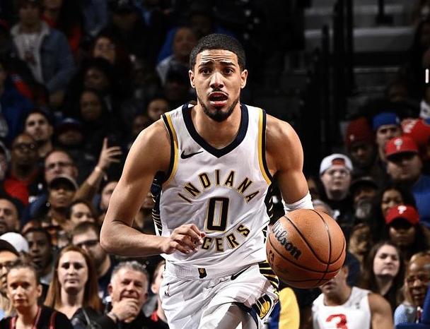 爱游戏官方入口-包含瑞典田径运动员突围夺冠，创造历史壮举的词条