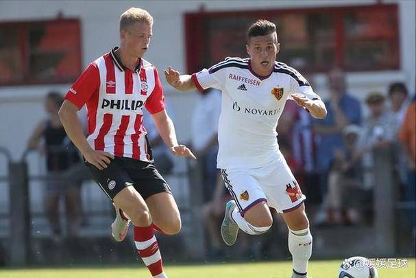 阿贾克斯客场惊险击败皇家马德里，晋级形势扑朔迷离的简单介绍