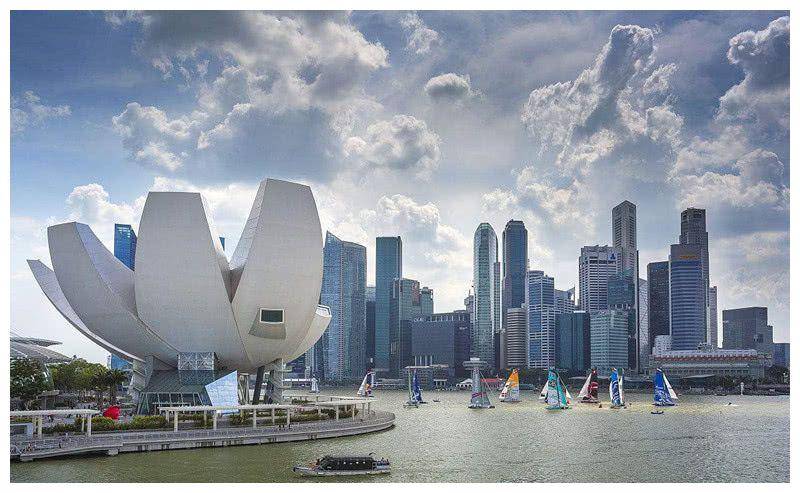 爱游戏官方入口-巴塞罗那处境艰难，战力不济