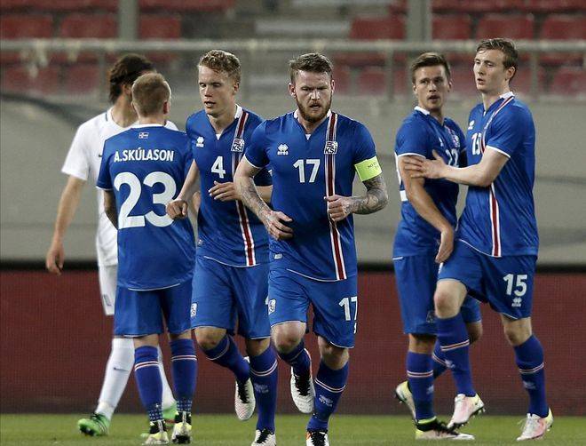 爱游戏下载-捷克队状态低迷，冲击淘汰赛前景暗淡