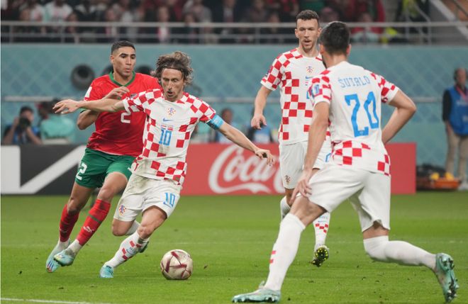 捷克队状态低迷,冲击淘汰赛前景暗淡 捷克队状态低迷,冲击淘汰赛前景暗淡