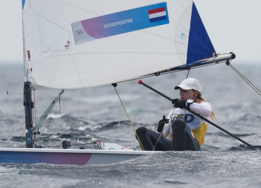 爱游戏APP-荷兰运动员在帆船比赛中再次夺冠