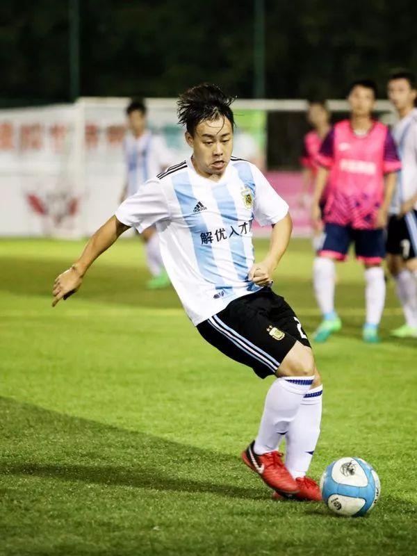 沈阳队率先突围，捧杯成功