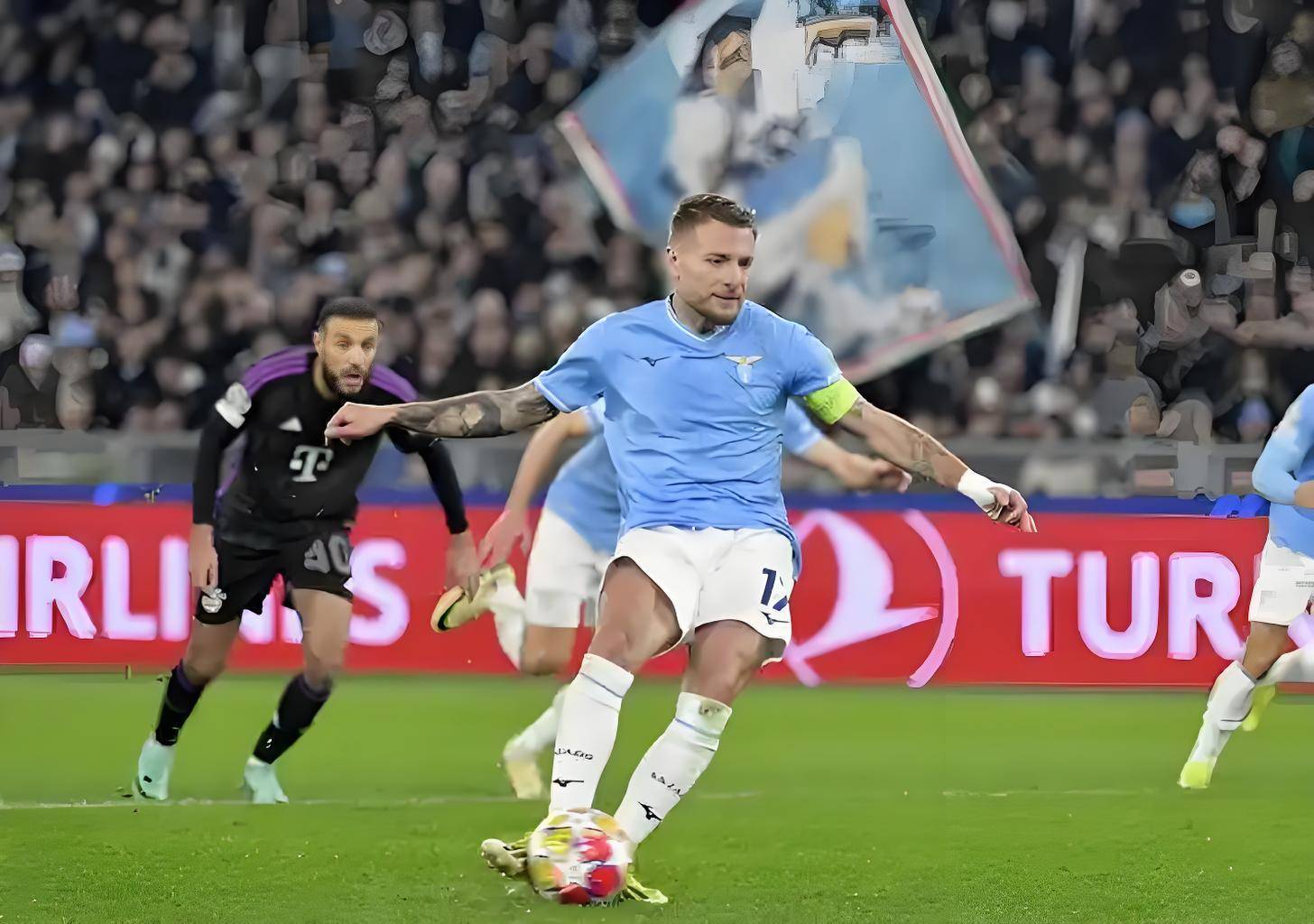 拉齐奥防线连续失误,成为败因之一 拉齐奥防线连续失误,成为败因之一