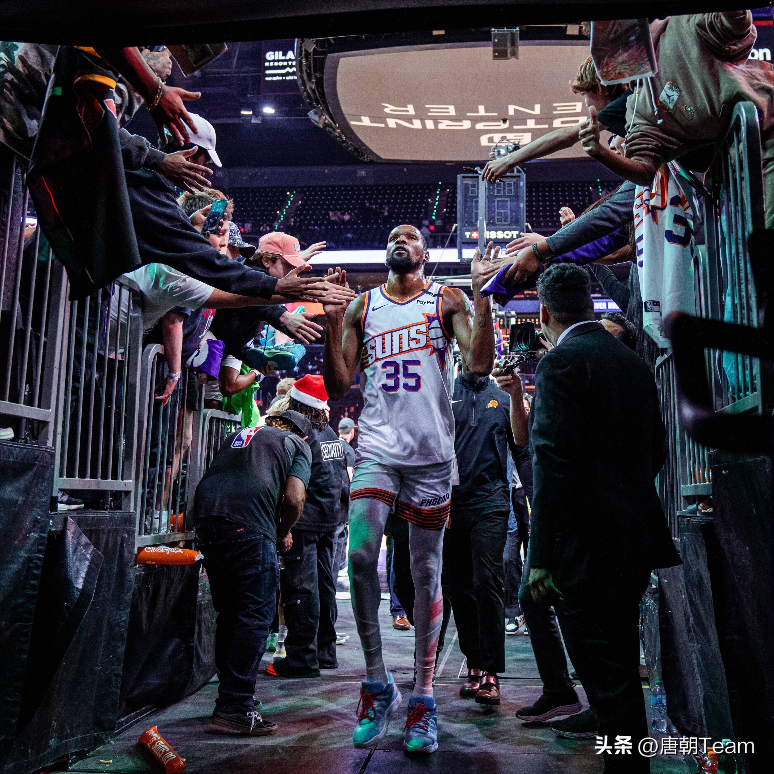 爱游戏-精湛的球技，勇士在篮球场上展现绝技的简单介绍