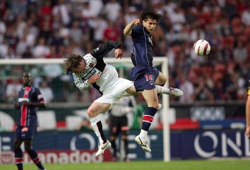 爱游戏在线-里尔主场不敌南特，实力确有差距