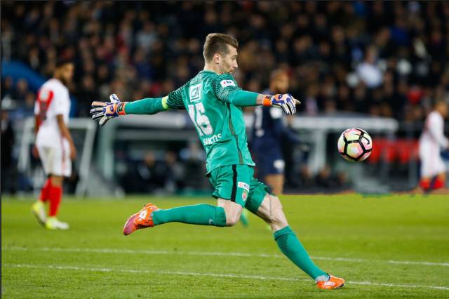 决赛战局激烈，欧洲豪强争夺冠军头衔