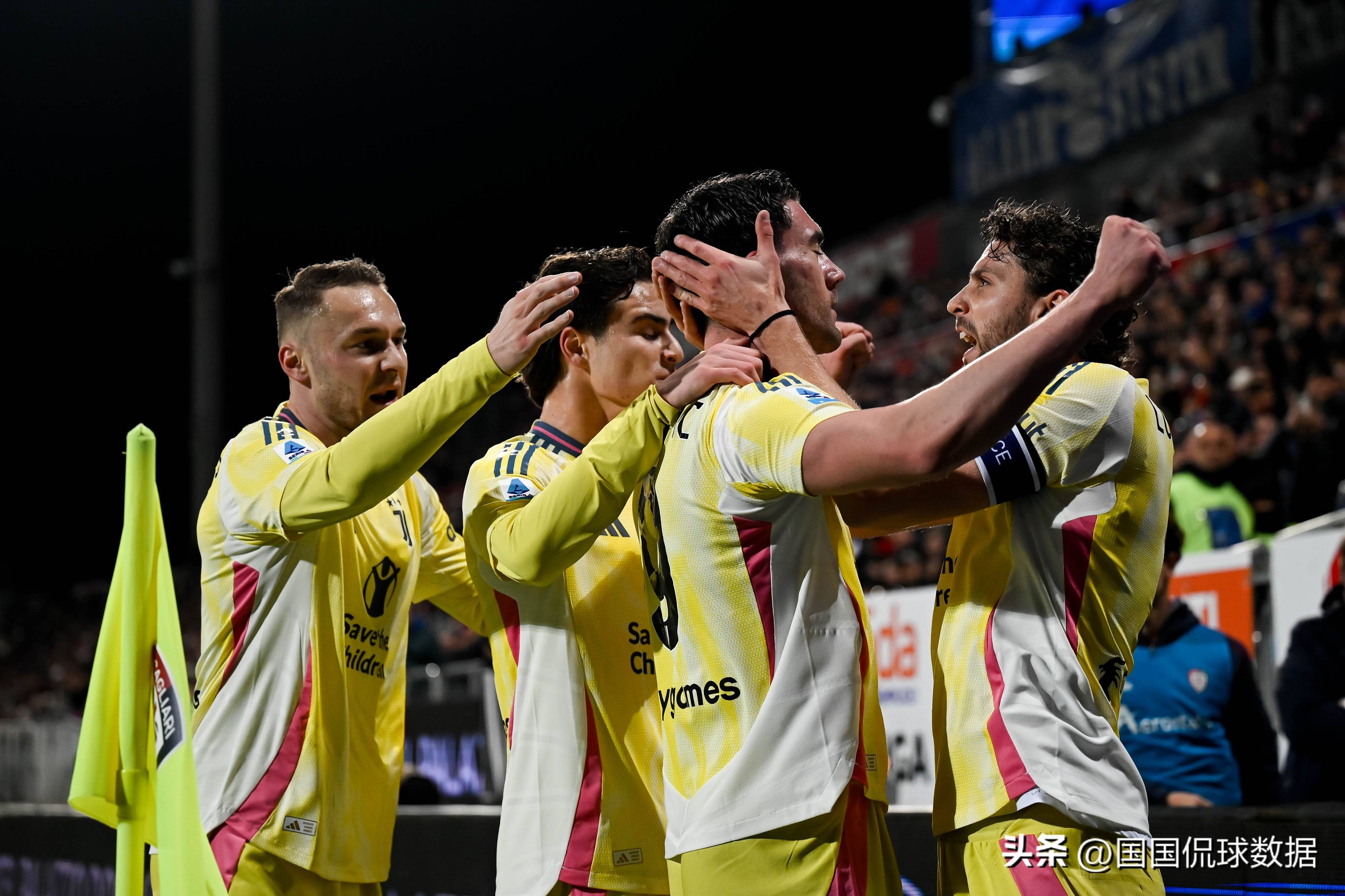 爱游戏体育-意大利在主场优势中轻松战胜对手