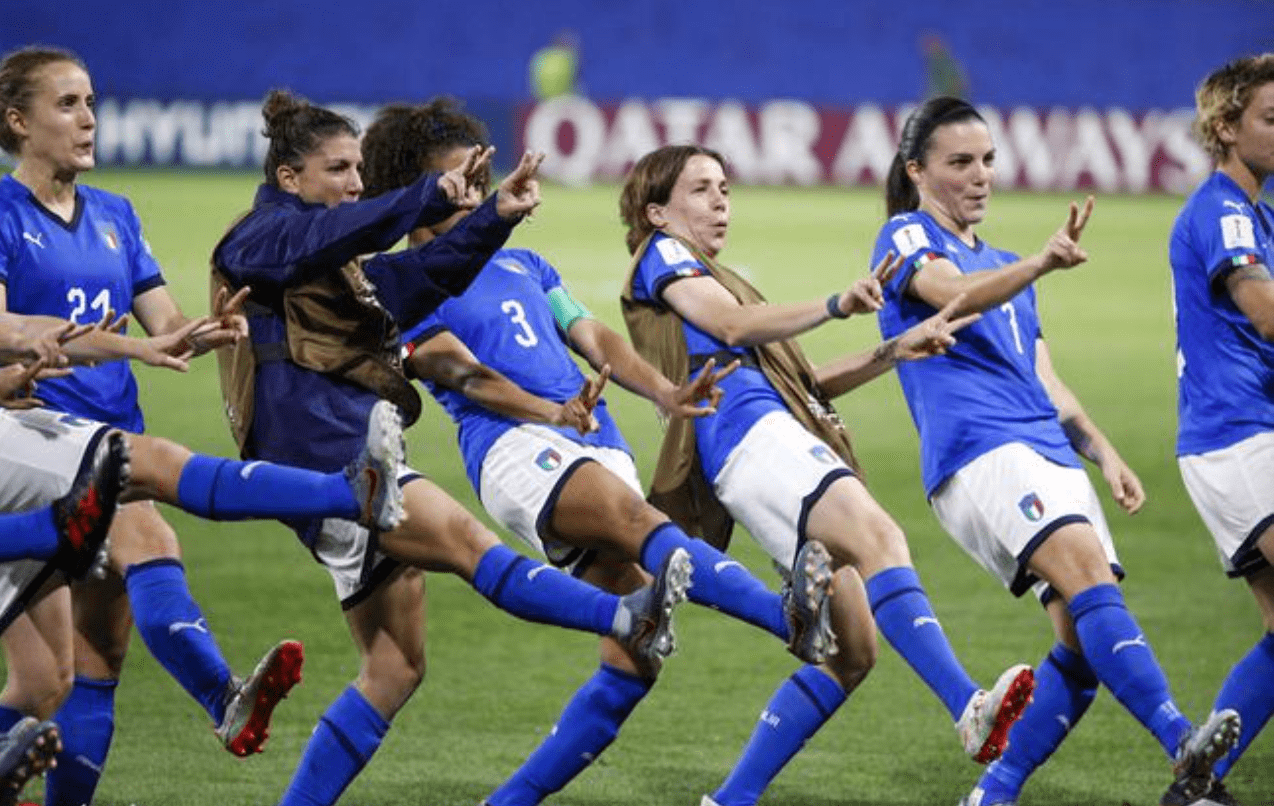 爱游戏tv-意大利女足队在国际赛事中获胜