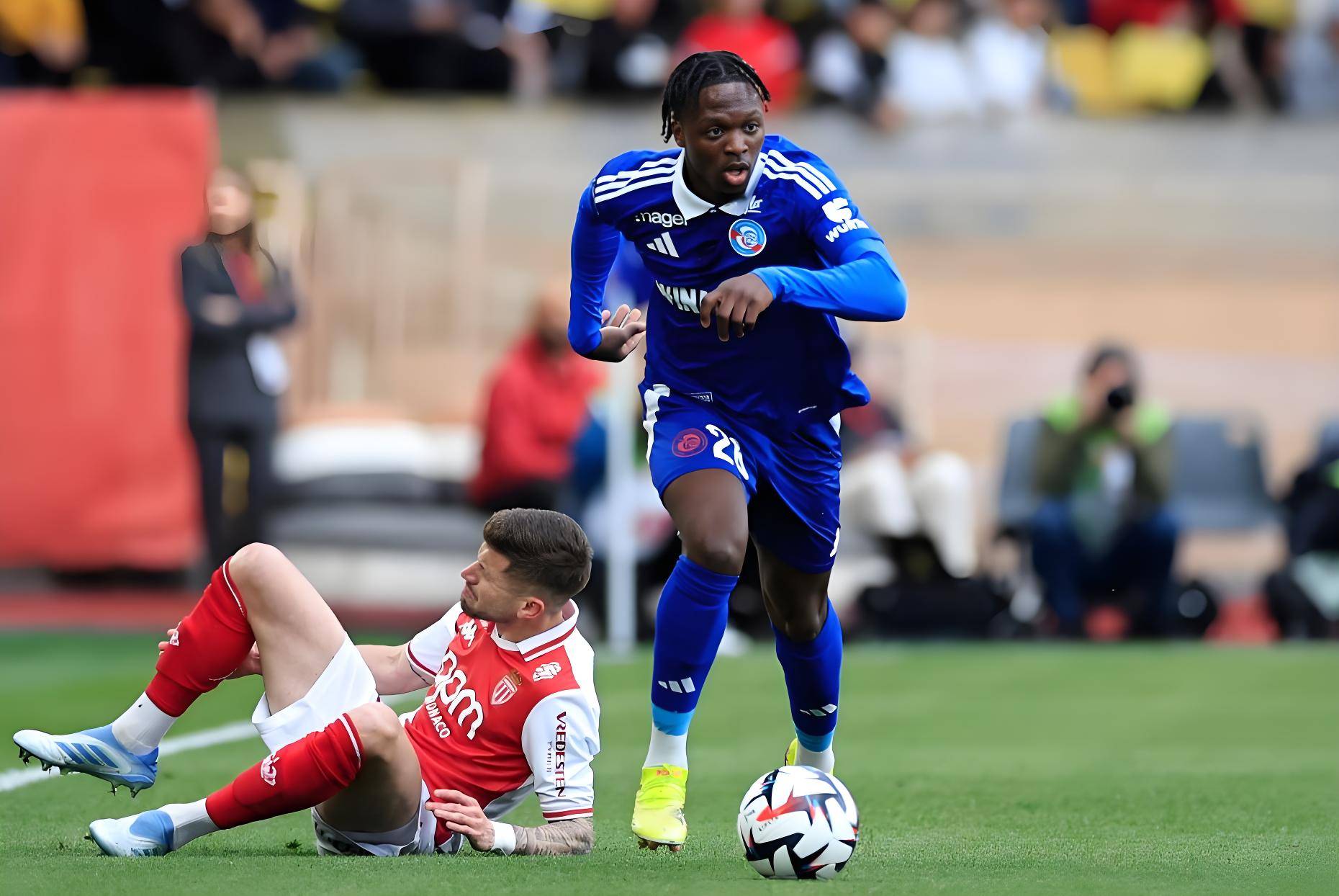 梅斯势头强劲，法甲排名逐渐上升的简单介绍