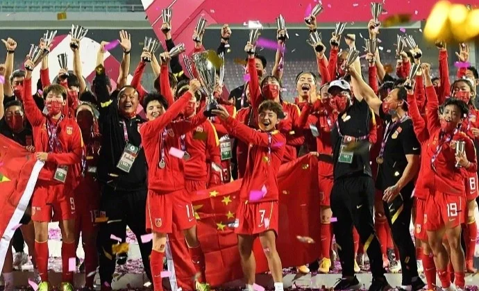 爱游戏在线-包含志在必得！中国女足奋勇拼搏的词条