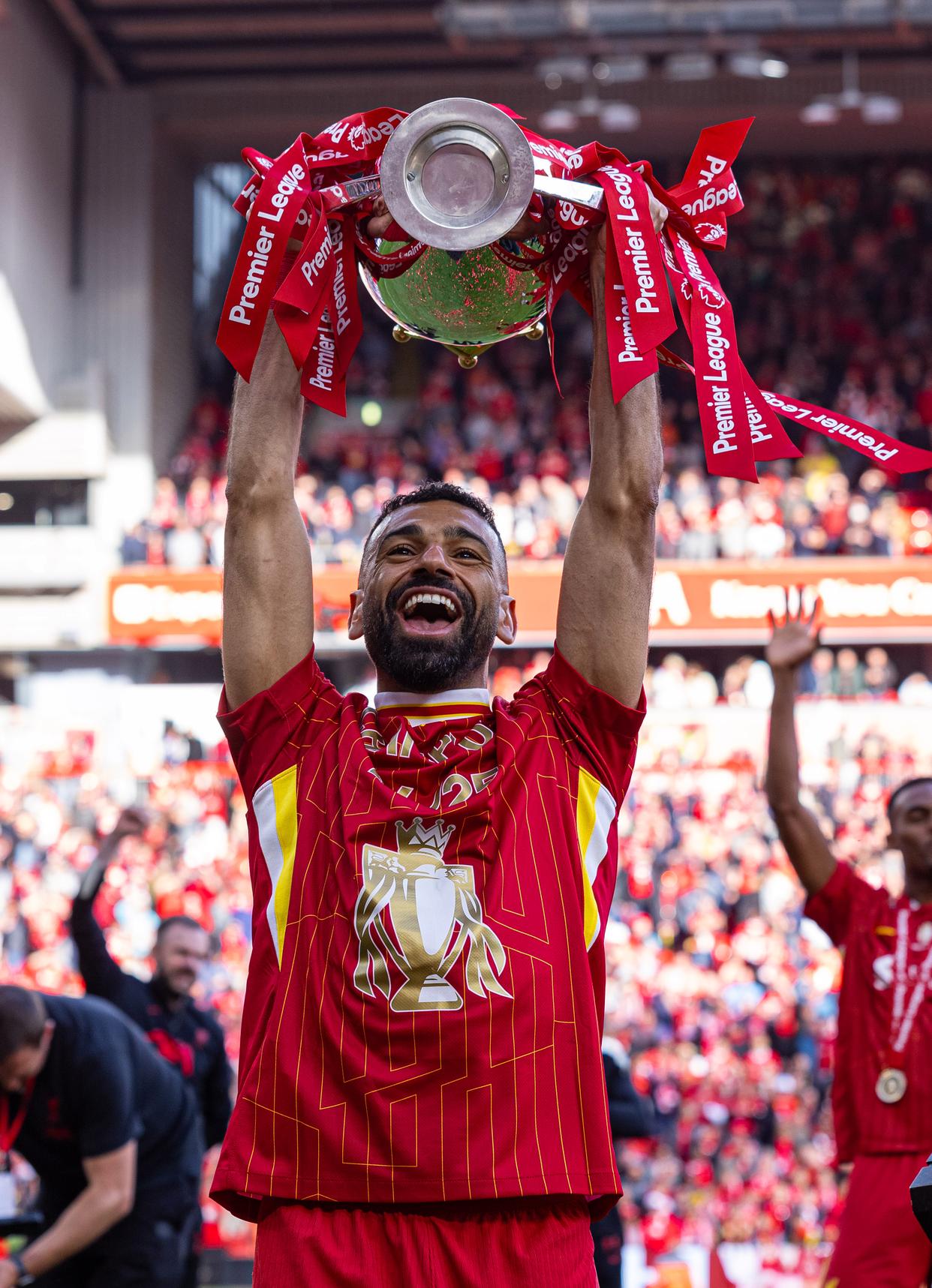 爱游戏在线-利物浦球员张扬个性，助球队取得胜利的简单介绍