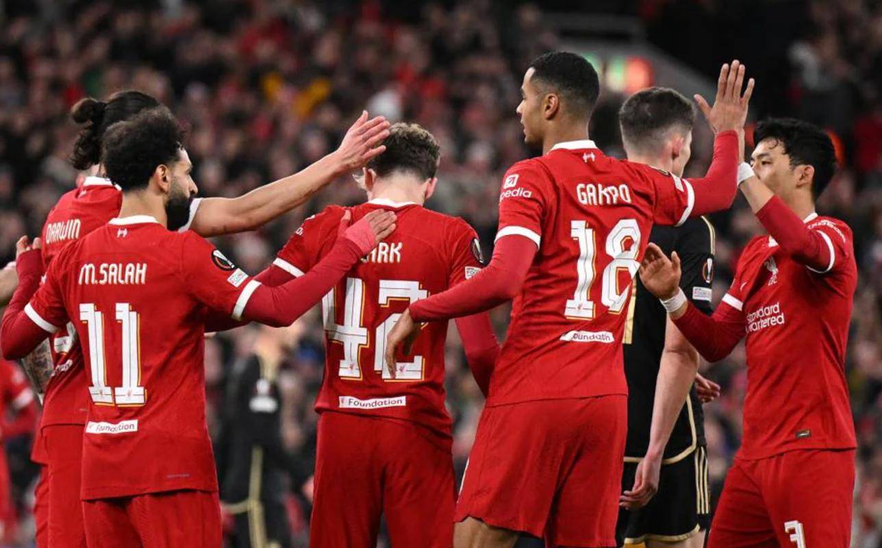 利物浦客场取胜,继续稳坐英超头把交椅 利物浦客场取胜,继续稳坐英超头把交椅