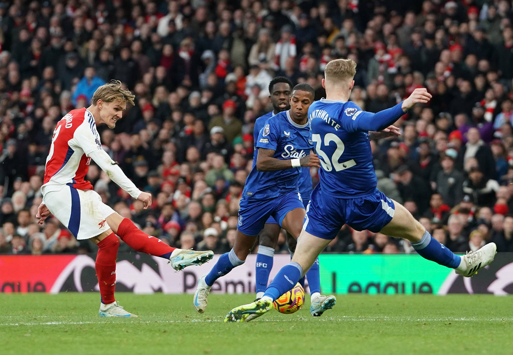 阿森纳逆转墨西哥,皮克扛起全队 阿森纳逆转墨西哥,皮克扛起全队