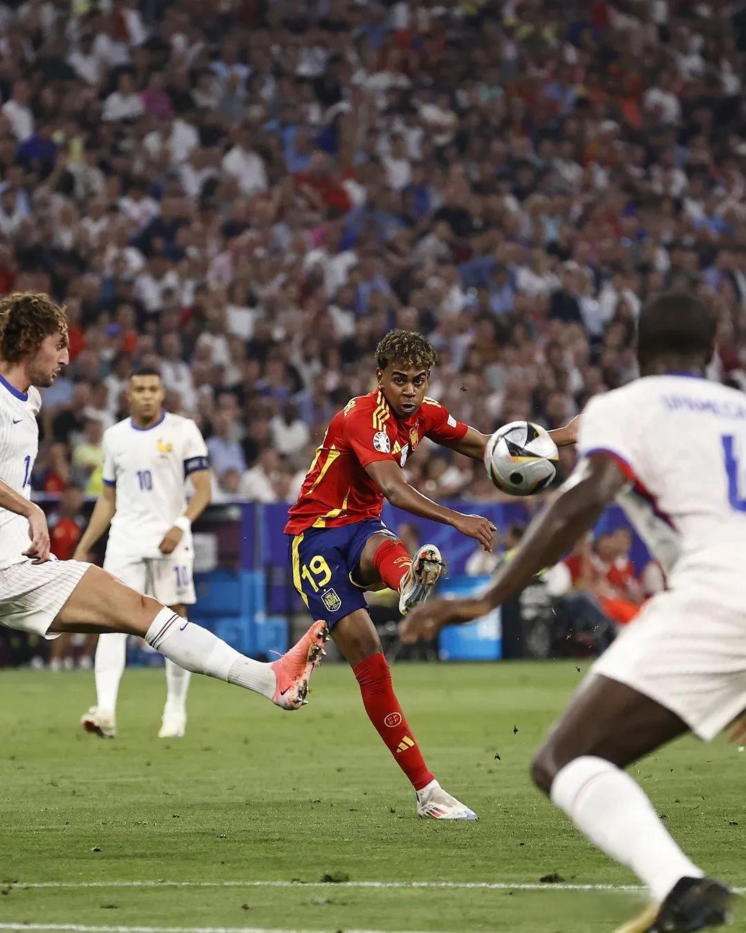 爱游戏下载-关于丹麦轻取西班牙，格拉利什惊艳世界的信息